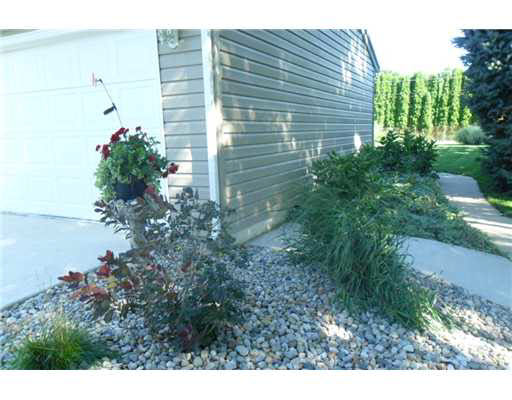 12385 Ashland St, Granger, IN 46530 photo 24