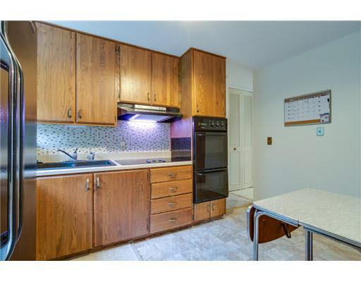 3623 Wexham Ct, South Bend, IN 46614 photo 8