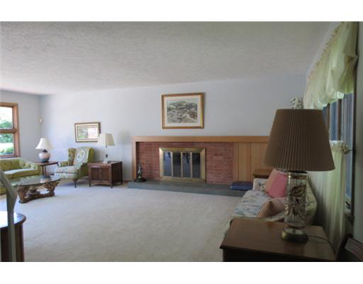 1717 Hoover Ave, South Bend, IN 46615 photo 2