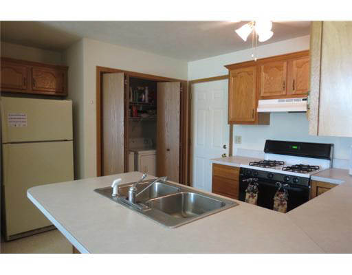 4014 Pelican Way, South Bend, IN 46628 photo 5