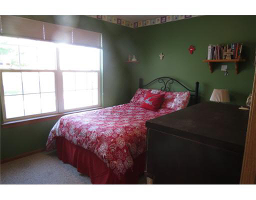 4014 Pelican Way, South Bend, IN 46628 photo 10