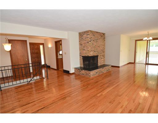 53281 Catalina Ct, South Bend, IN 46635 photo 2