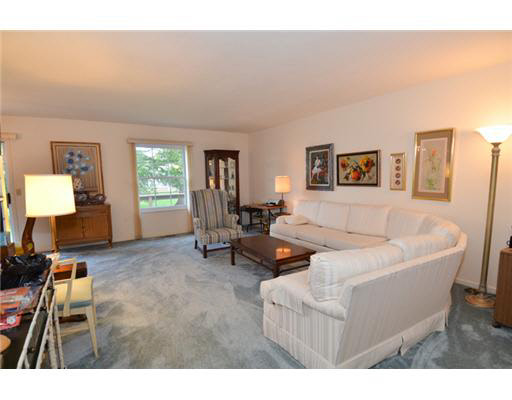18243 Wagon Ln, South Bend, IN 46637 photo 2
