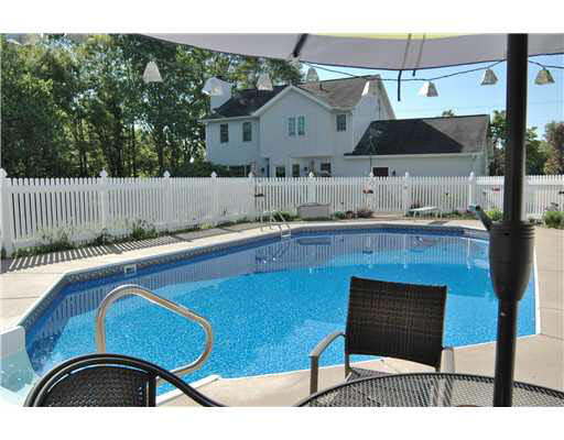 10813 Pewamo Dr, Osceola, IN 46561 photo 21