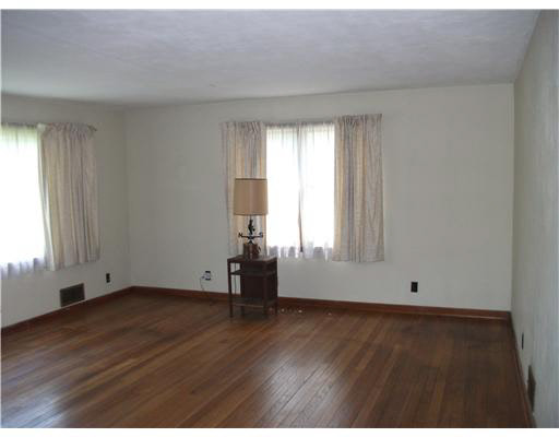 22111 Jackson Trl, South Bend, IN 46614 photo 3