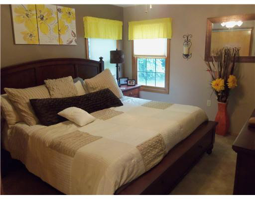 63181 Oak Rd, South Bend, IN 46614 photo 10