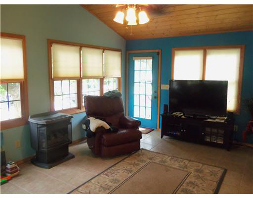 63181 Oak Rd, South Bend, IN 46614 photo 9