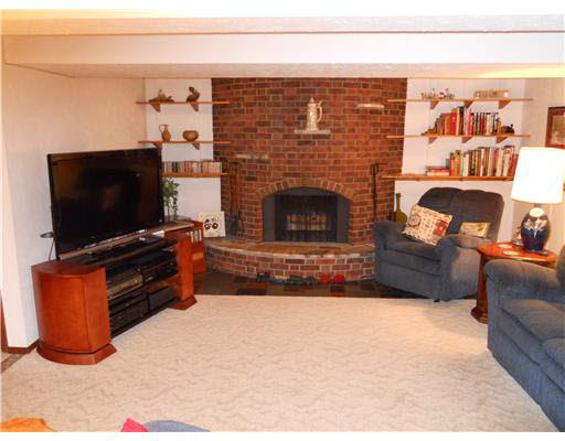 16240 Branchwood Ln, Granger, IN 46530 photo 17