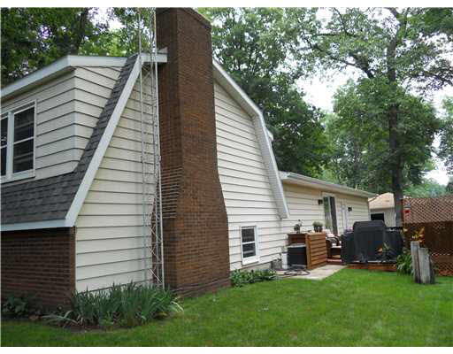 16240 Branchwood Ln, Granger, IN 46530 photo 4