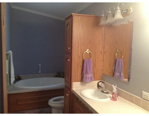 2521 Wildflower Cv, Mishawaka, IN 46545 photo 8