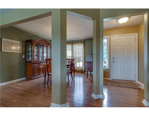 18491 Madrid Ct, South Bend, IN 46637 photo 4