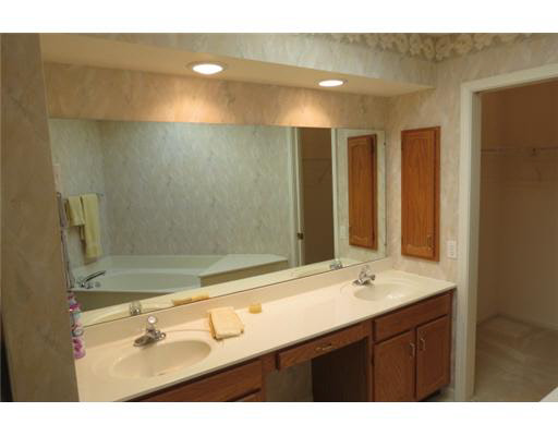18609 Pauls Way, South Bend, IN 46637 photo 13