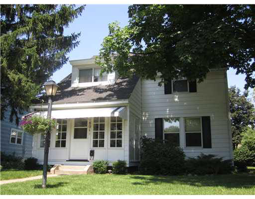 801 Emerson Ave, South Bend, IN 46615 photo 1
