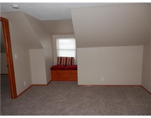 56978 Cedar Rd, Osceola, IN 46561 photo 9