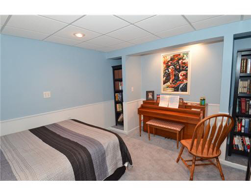 51576 James Lawrence Pkwy, Granger, IN 46530 photo 11