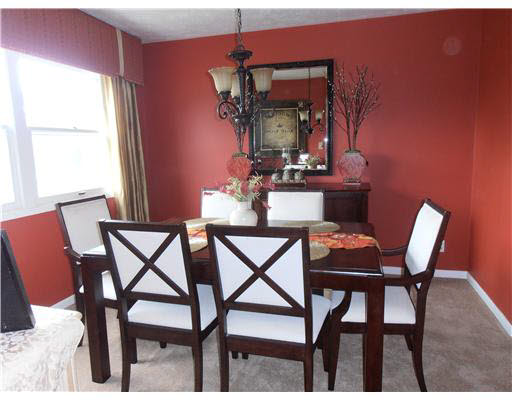 1467 Berkshire Dr, South Bend, IN 46614 photo 4