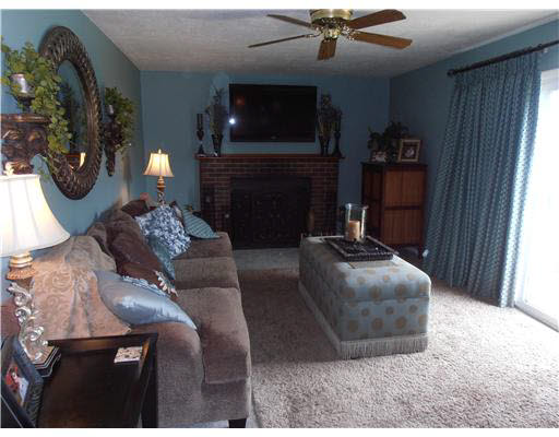 1467 Berkshire Dr, South Bend, IN 46614 photo 9