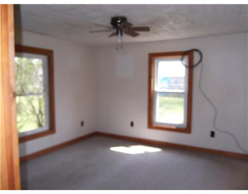 10650 Toledo Ave, Osceola, IN 46561 photo 6