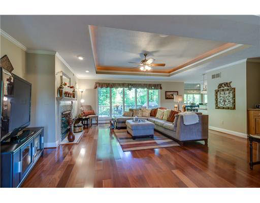 1002 Barrington Pl, Mishawaka, IN 46545 photo 4