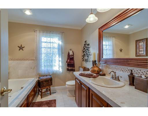 1002 Barrington Pl, Mishawaka, IN 46545 photo 16