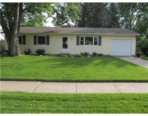 2983 Princeton Dr, Mishawaka, IN 46544 photo 1