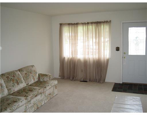 2002 Renfrew Dr, South Bend, IN 46614 photo 5