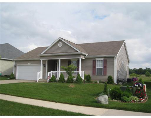 1320 Slater Dr, South Bend, IN 46614 photo 1