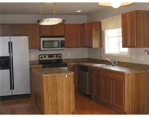 1320 Slater Dr, South Bend, IN 46614 photo 3