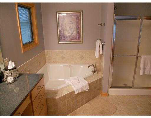 53167 Turning Leaf Dr, South Bend, IN 46628 photo 8