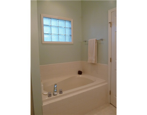 19125 Stone Ridge Dr, South Bend, IN 46637 photo 3