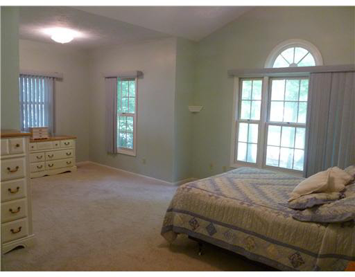 19125 Stone Ridge Dr, South Bend, IN 46637 photo 2