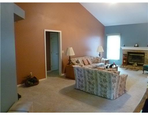 19125 Stone Ridge Dr, South Bend, IN 46637 photo 5