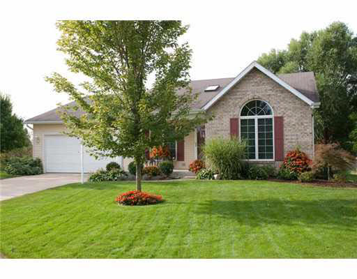 5409 Meadow Stream Ct, South Bend, IN 46614 photo 1