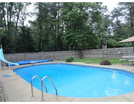 51685 Lant Ln, Granger, IN 46530 photo 4