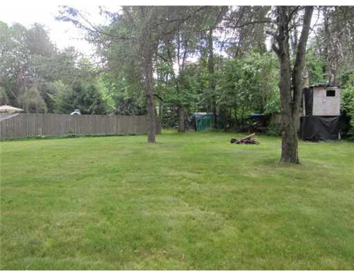 51685 Lant Ln, Granger, IN 46530 photo 3