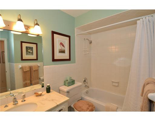 15570 Hearthstone Dr, Mishawaka, IN 46545 photo 9