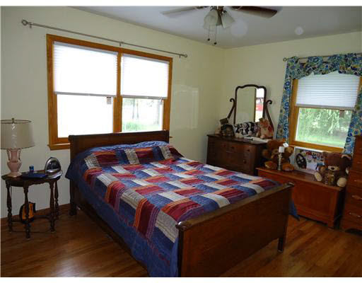 67101 Ironwood Rd, Bremen, IN 46506 photo 5