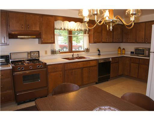 52871 Azalea Ct, South Bend, IN 46637 photo 2
