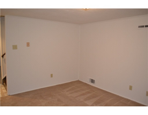 843 Parkway, South Bend, IN 46619 photo 13
