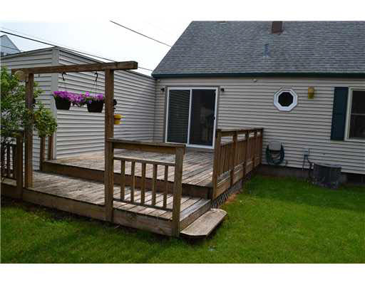 843 Parkway, South Bend, IN 46619 photo 16