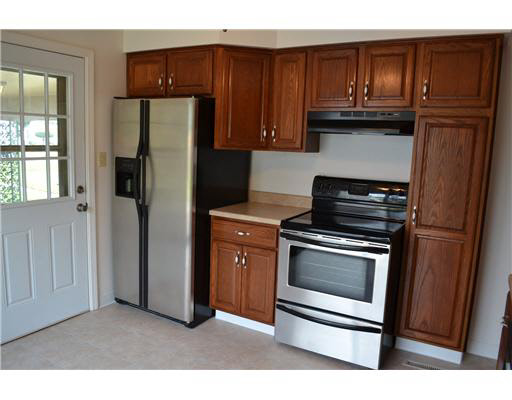 843 Parkway, South Bend, IN 46619 photo 3