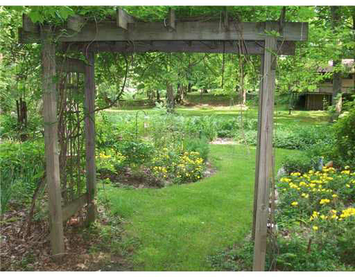 59454 Downey Ave, Mishawaka, IN 46544 photo 9