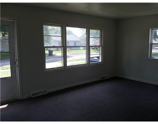 1007 Greenview Ave, South Bend, IN 46619 photo 2
