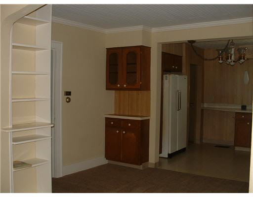 142 River Ave, Mishawaka, IN 46544 photo 4