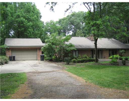 3413 Creekview Dr, South Bend, IN 46635 photo 1