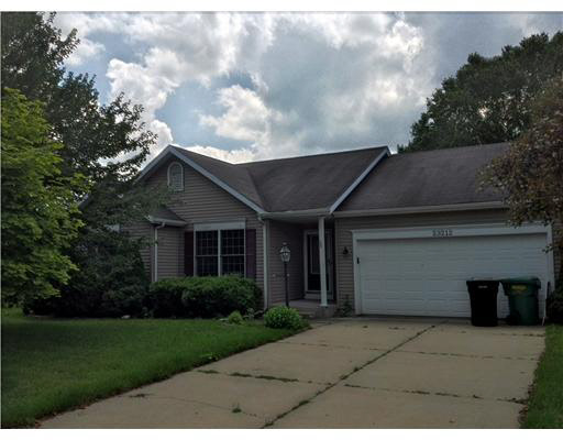 23212 Amber Valley Dr, South Bend, IN 46628 photo 1