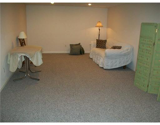 1621 Bennington Dr, Mishawaka, IN 46544 photo 18