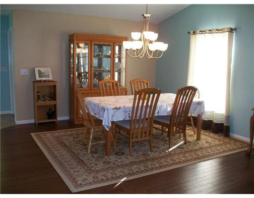 1621 Bennington Dr, Mishawaka, IN 46544 photo 10
