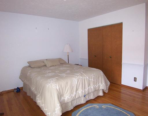 57302 Peggy Dr, South Bend, IN 46619 photo 9