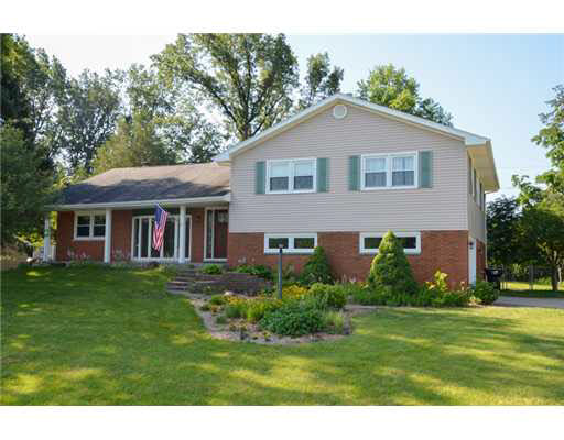 19630 Old Ridge Rd, South Bend, IN 46614 photo 1